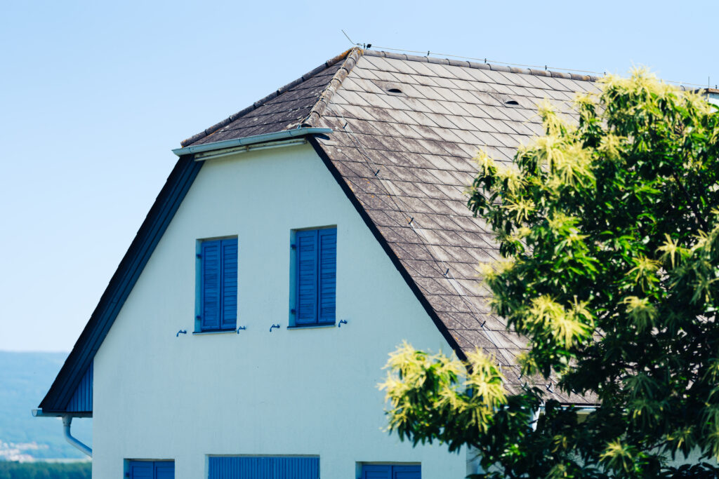 Klimaanlage Asbestfassade